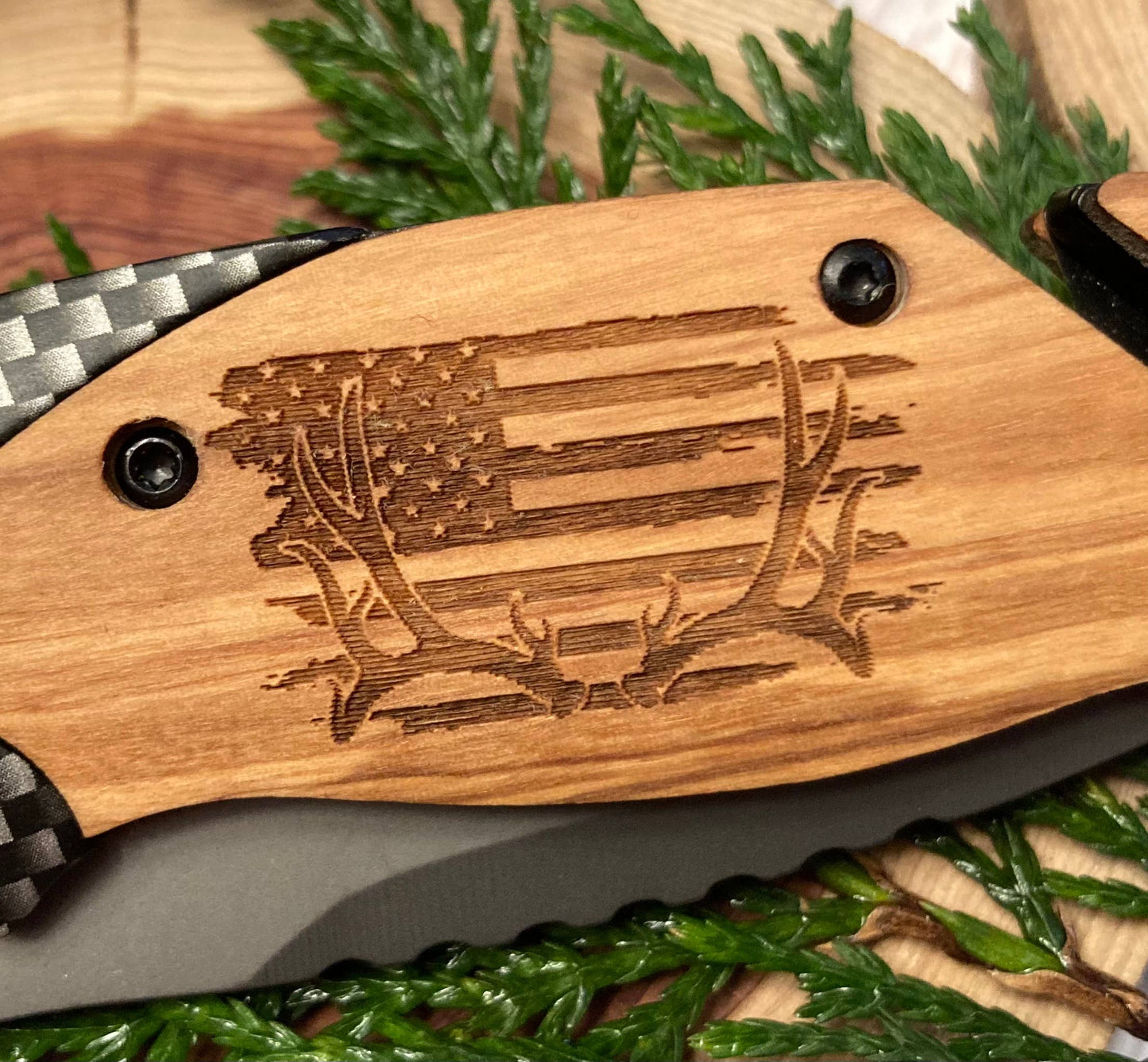 Flag with Antlers Knife