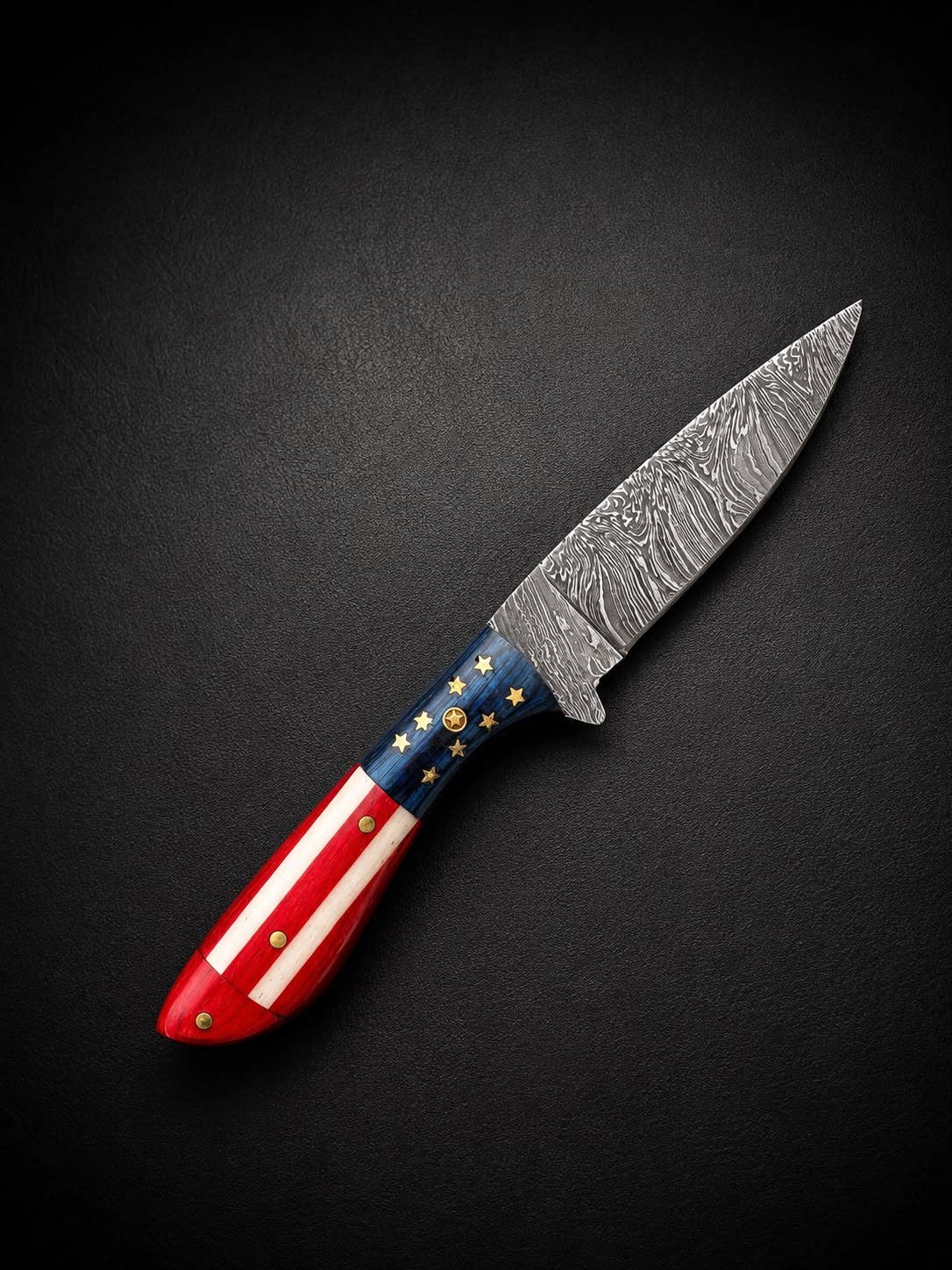 Premium Damascus Steel Fixed Blade Knife – Patriotic Edition with Tooled Leather Sheath TK-527