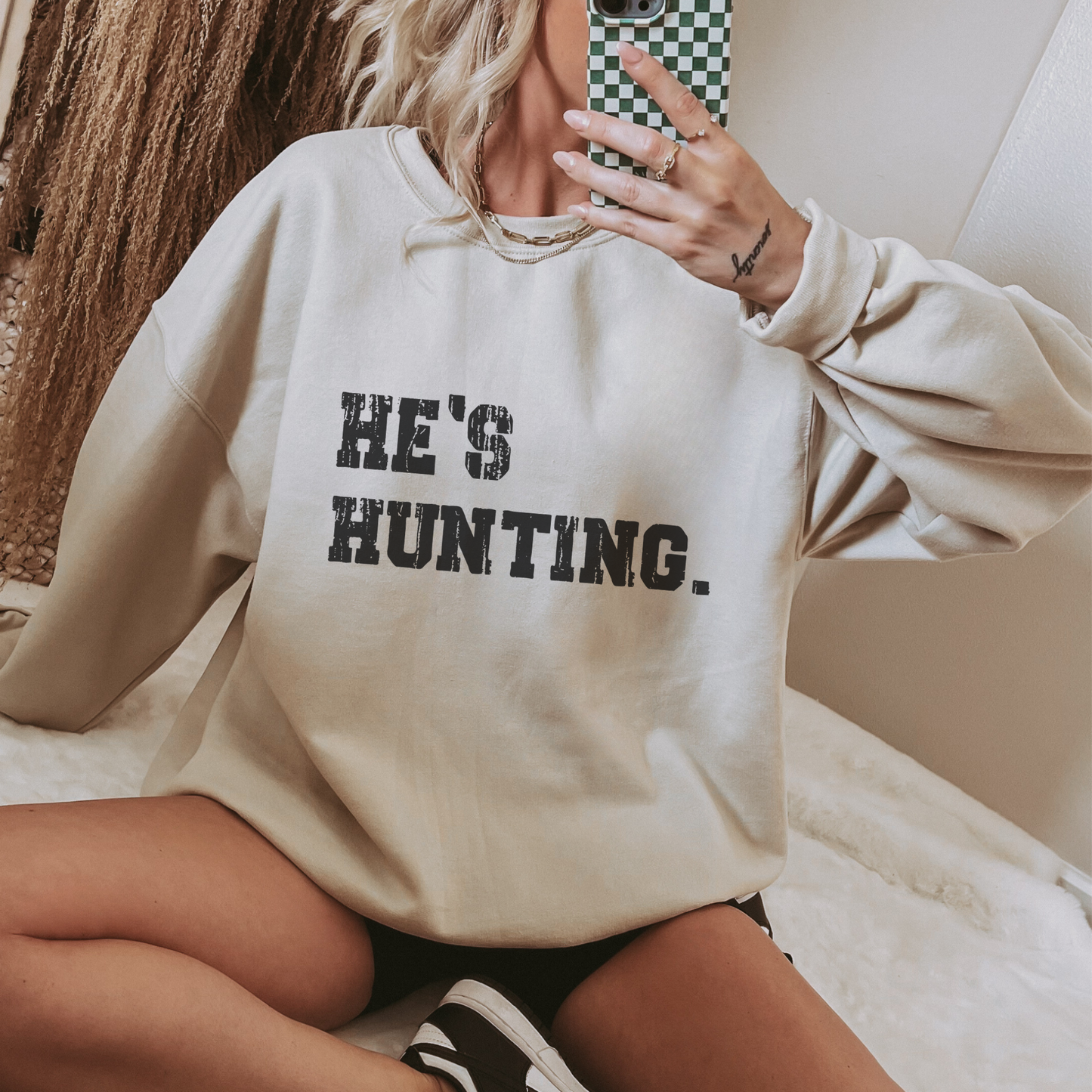 He's Hunting Funny Distressed Crewneck Sweatshirt: White / 2XL