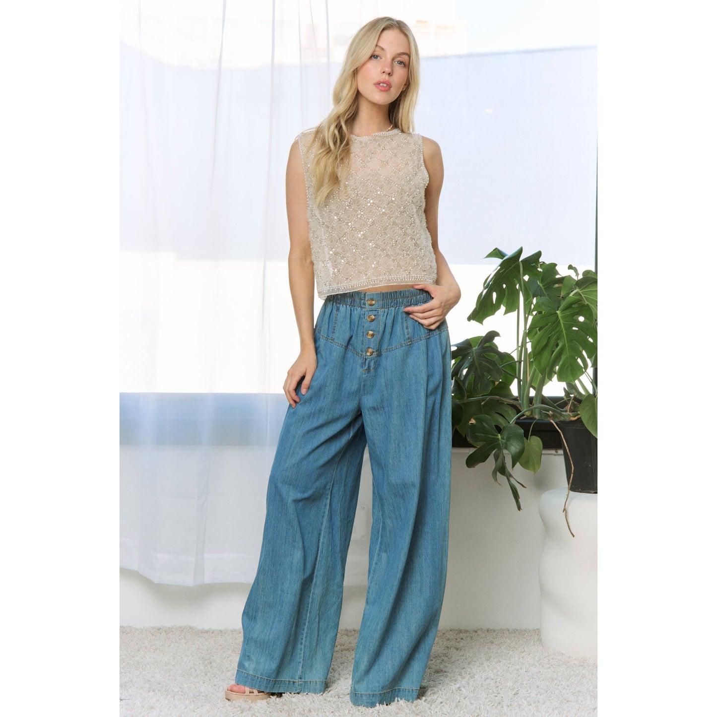 HIGH RISE BUTTON FRONT WIDE LEG PANTS: Medium Denim / S-M-L(2-2-2)